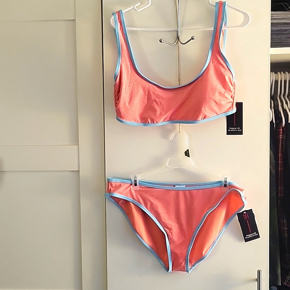 Women's swimsuit size XL